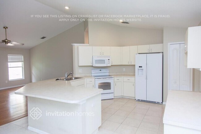 Foto del edificio - 8443 Ridgebrook Cir