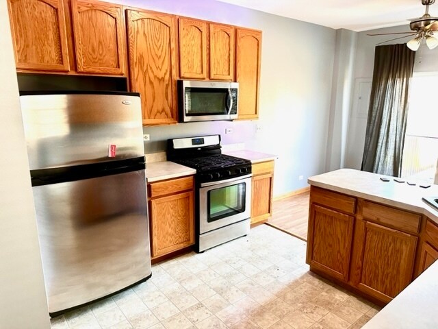 Building Photo - 16230 Golf View Dr