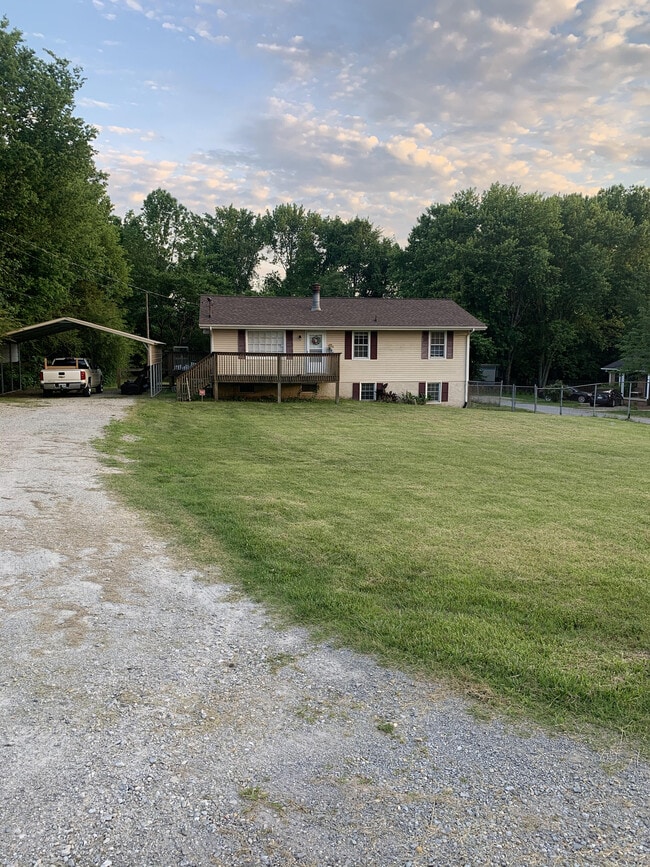 Front Yard - 7108 Cobb Cir