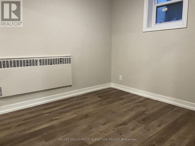 Building Photo - 133 Prospect St S