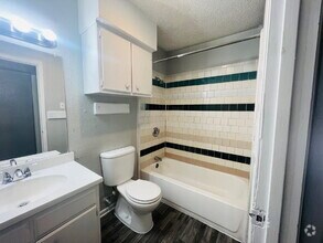 Building Photo - 6929 Timbercreek Dr