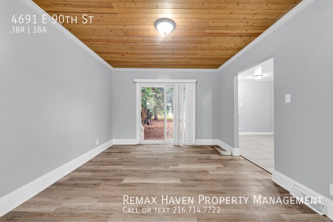 Foto del edificio - 4691 E 90th St