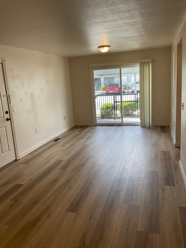 Foto del edificio - 3311 N Lakeharbor Ln