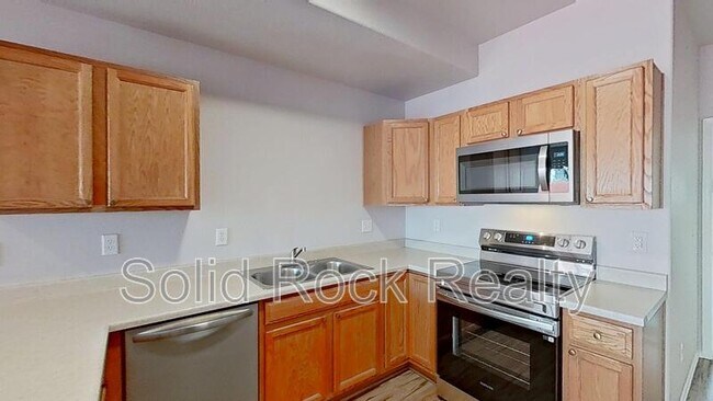 Foto del edificio - 812 Hailey Glenn View