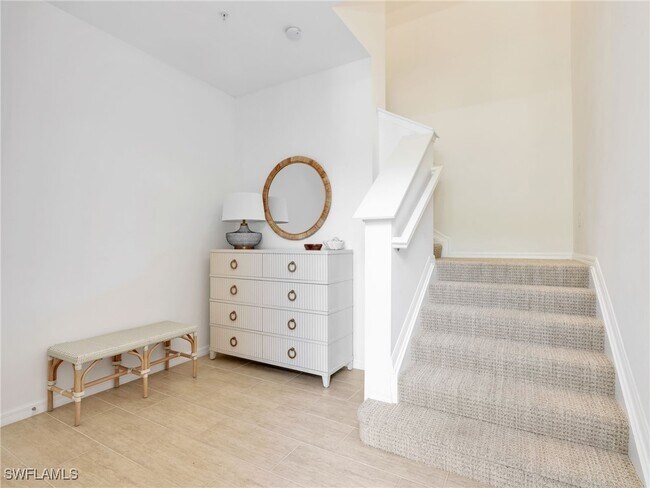 Foto del edificio - 15177 Butler Lake Dr