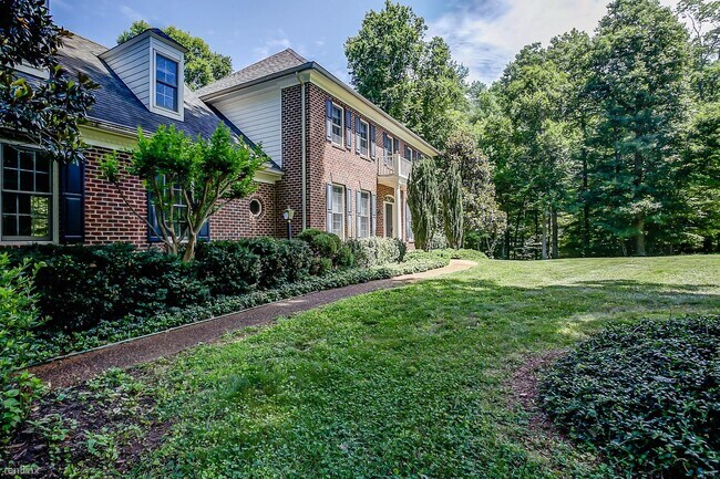 Building Photo - 4 br, 3.5 bath House - 2415 Walnut Ridge Lane
