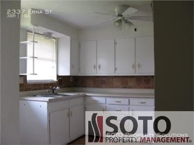 Foto del edificio - 3 BD/1BA house with basement