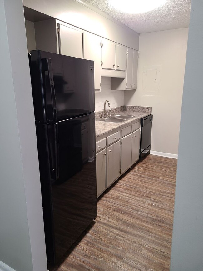 Camellia Court Apartments 219 Knollwood Ln Alexander City AL 35010 Camellia Court Apartments 219 Knollwood Ln Alexander City AL 35010