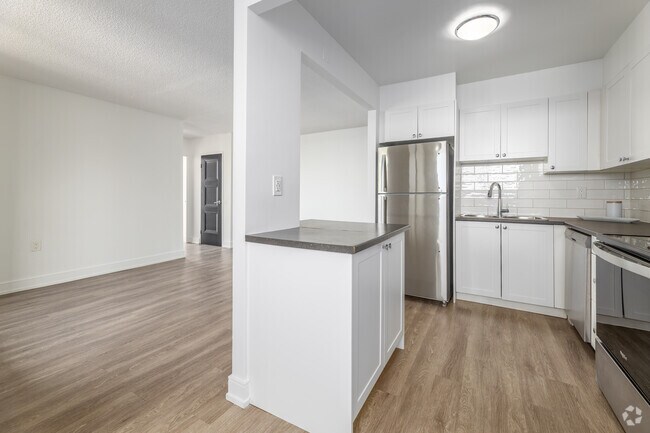2 chambres, 1 salle de bain - 894 pi² - Cuisine - 292 Oakdale Avenue