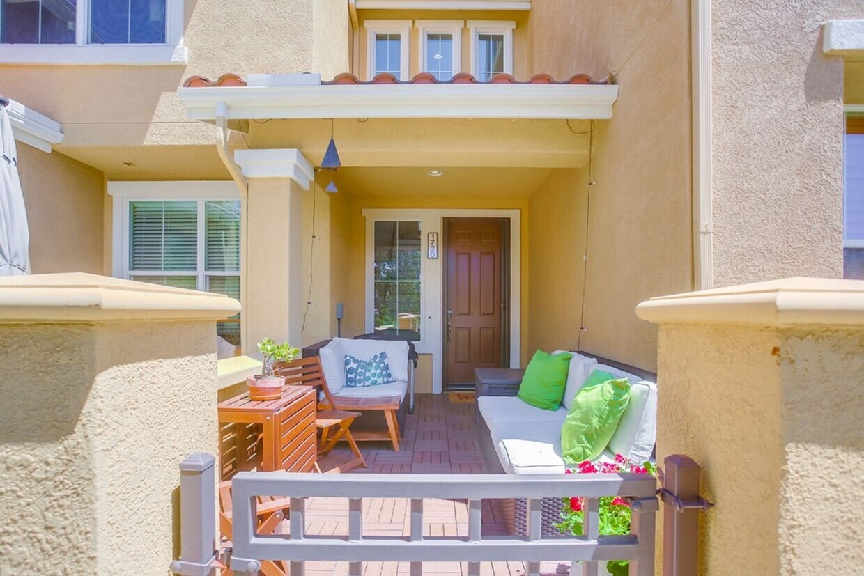 Primary Photo - Gorgeous Upgraded San Elijo Hills Townhome...