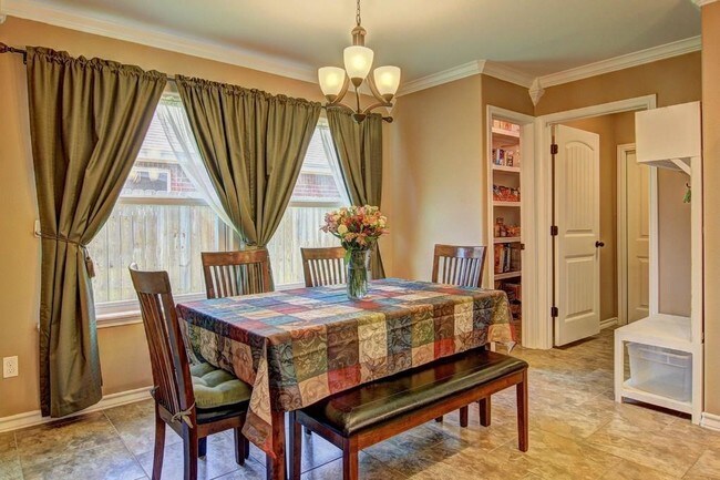 Foto del edificio - 6705 Battery Park Ct