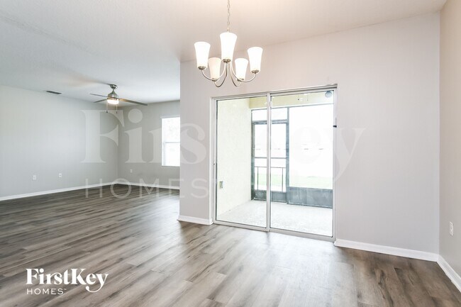 Foto del edificio - 5836 Grey Heron Dr