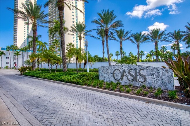 Foto del edificio - 3000 Oasis Grand Blvd