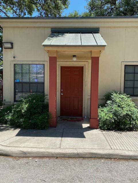 Foto principal - 3010 N St Mary's St