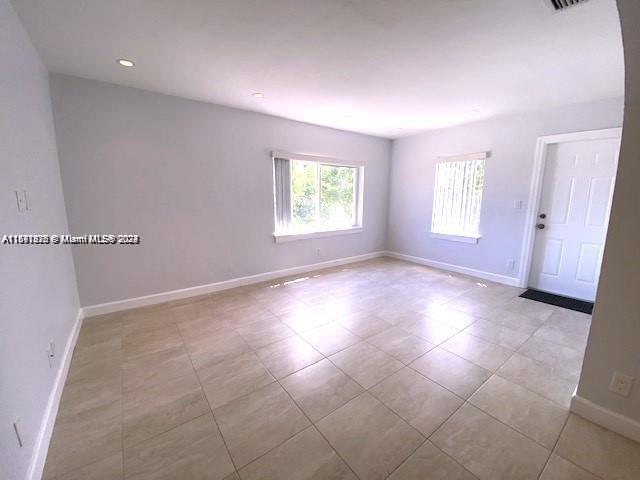 Foto del edificio - 3433 SW 16th St