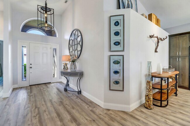 Foto del edificio - ***3BED/2.5BATH***SINGLE FAMILY POOL HOME*...