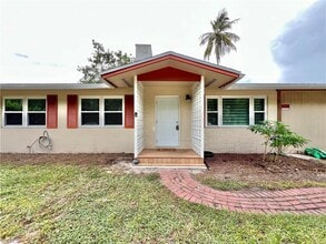 Building Photo - 3586 Croton Rd