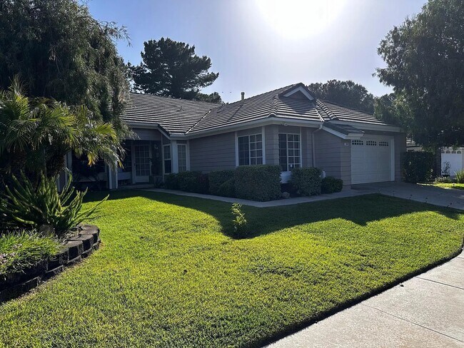 Foto del edificio - 3649 Birdsong Ave