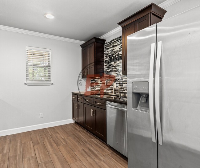 Building Photo - 2009 S 15th St