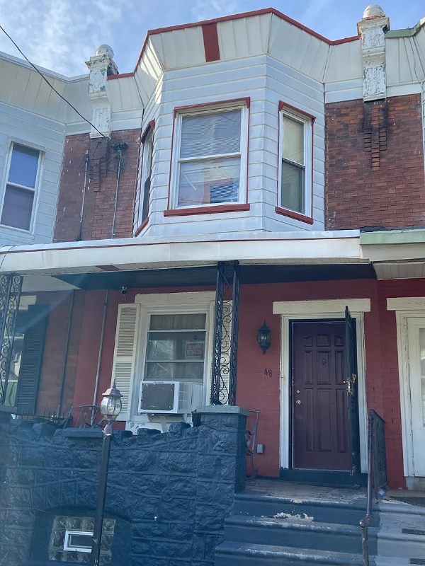 Building Photo - 48 N Robinson St