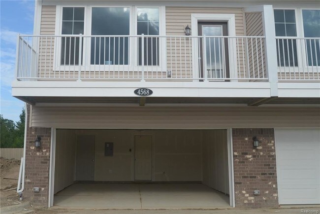 Foto del edificio - 4568 Bradley Dr