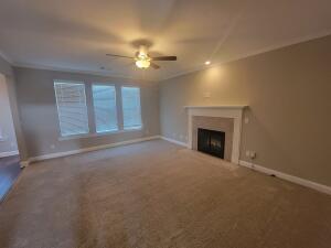 Building Photo - 1733 Ethan Way