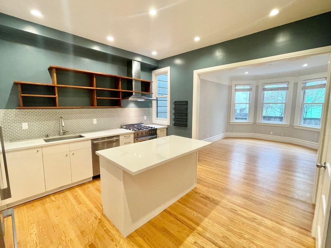 Primary Photo - Mission Dolores Park Modern 2BR/1BA Deligh...