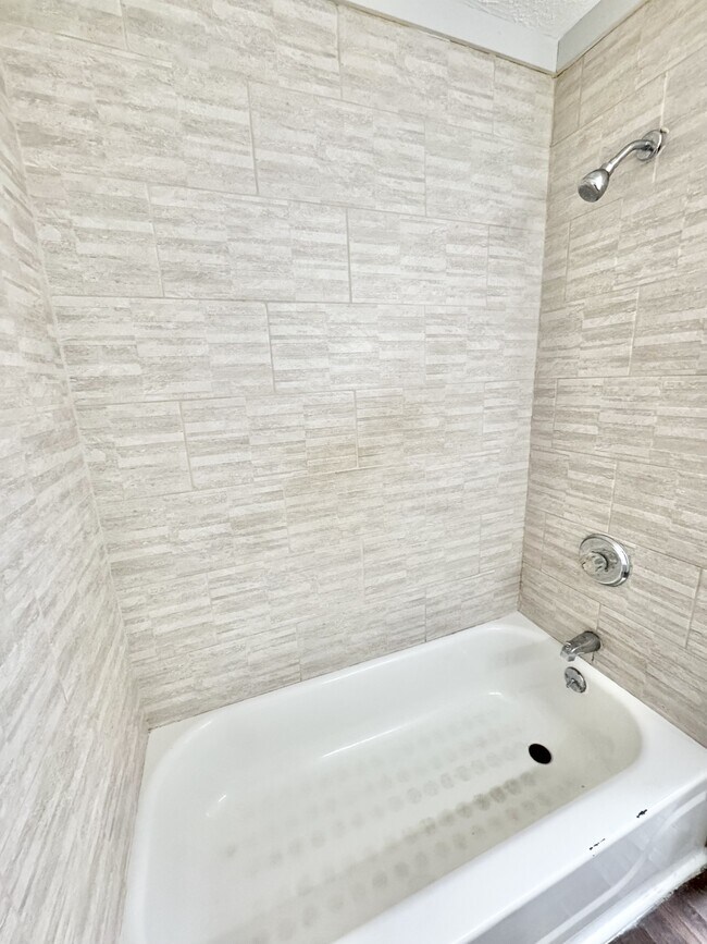 Foto del edificio - 2629 E Victory Ct