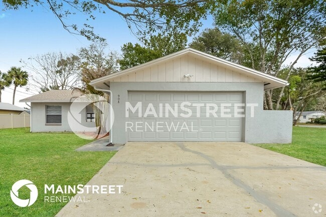 Building Photo - 908 E Normandy Blvd