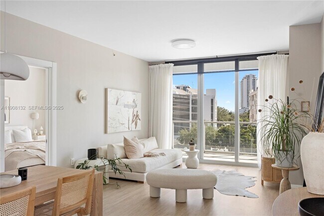 Foto del edificio - 3470 E Coast Ave