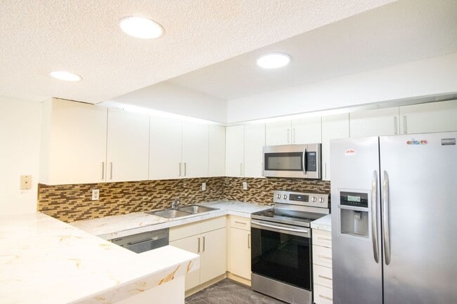 Building Photo - 13255 SW 88th, 201-CS