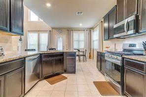 Foto del edificio - 4416 Lakeview Dr