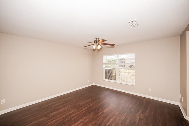 Foto del edificio - 11711 Tempest Harbor Loop