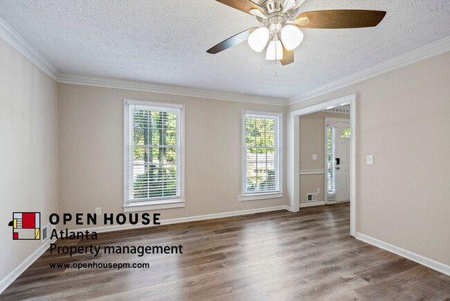 Foto del edificio - 3142 Westbrook Trace Southwest, Lawrenceville