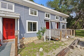 Building Photo - 1108 W McCarty Ln
