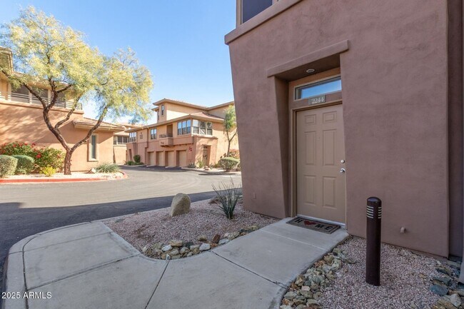Building Photo - Beautiful 3-bedroom, 2-bathroom home in the heart of Scottsdale, AZ,