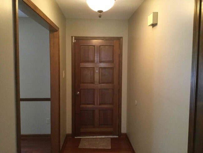 Building Photo - 2763 Rockcreek Pkwy