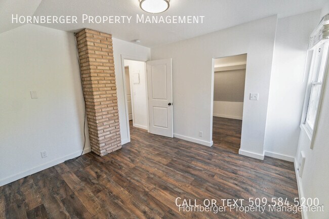 Foto del edificio - 1904 E Dalton Ave