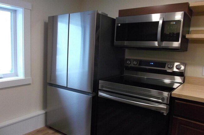 Foto del edificio - 104 Maple Park