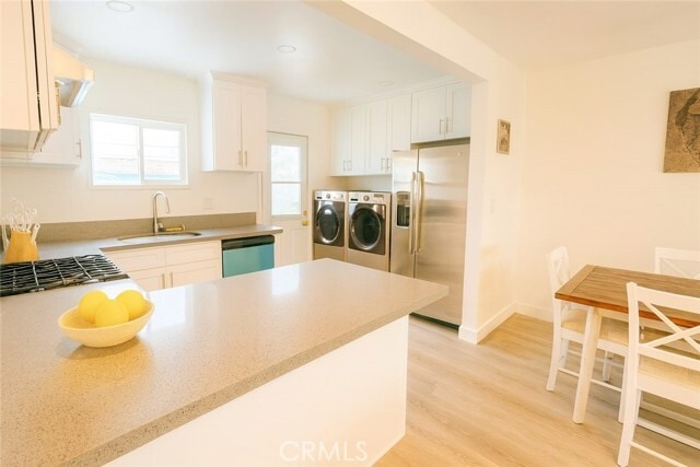 Foto del edificio - 4249 Filhurst Ave