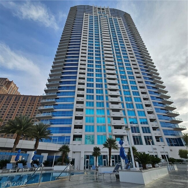 Building Photo - 2700 S Las Vegas Blvd