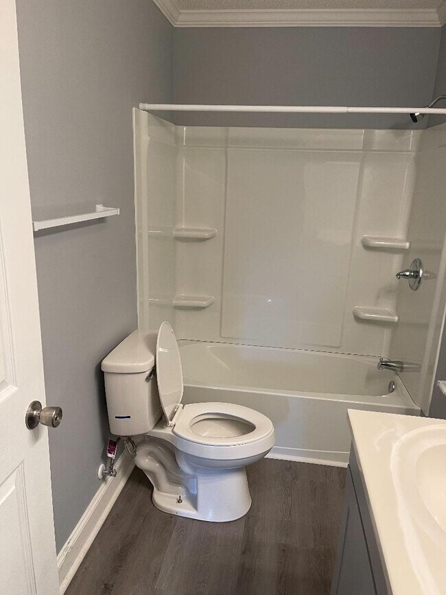 New Bathroom - 122 Chunn Ln
