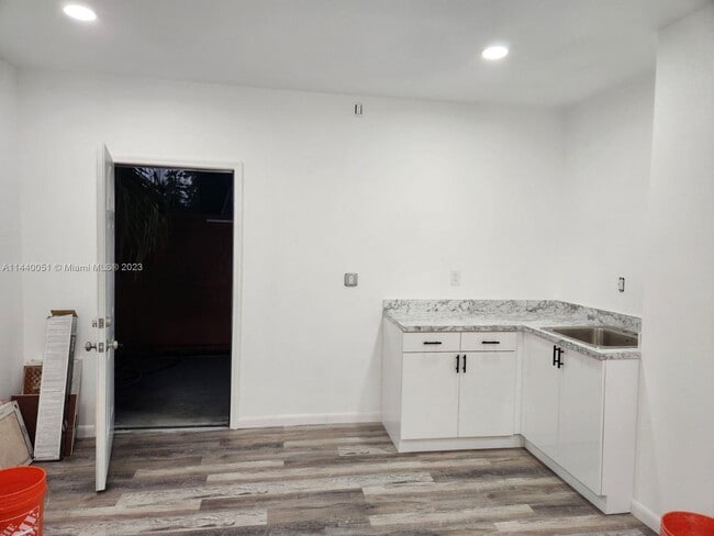 Building Photo - 9408 SW 151 Ave