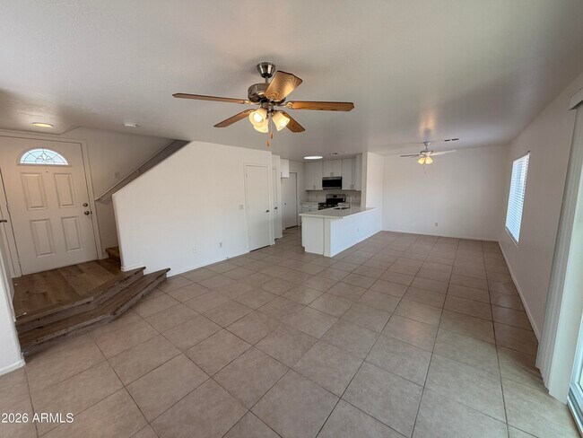 Building Photo - 12930 W Paradise Dr