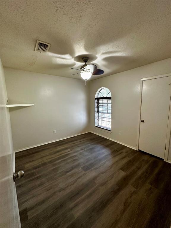 Foto del edificio - 6502 Archgate Dr