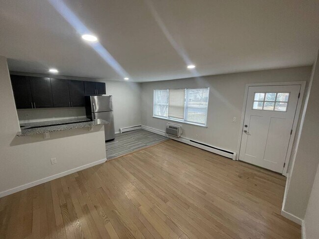 Foto del edificio - 581 Patten Ave