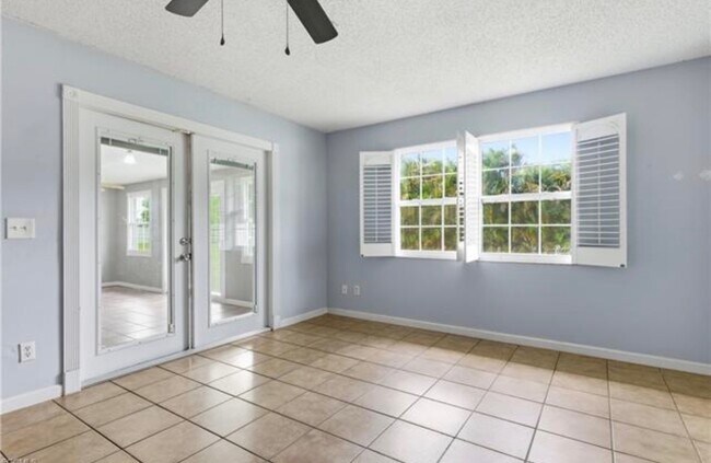 Foto del edificio - 4520 SE 11th Pl