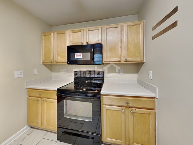 Building Photo - 5841 Bryanstone Pl