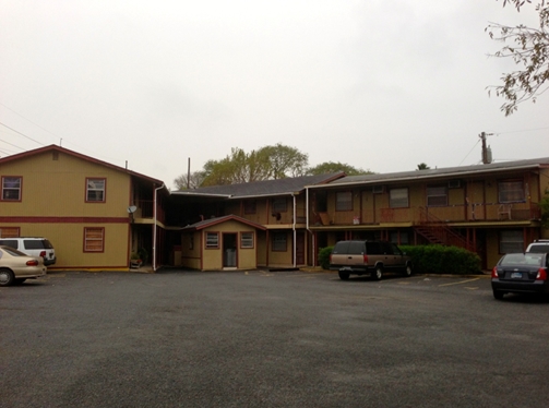 Primary Photo - Villa Lynda Apartments