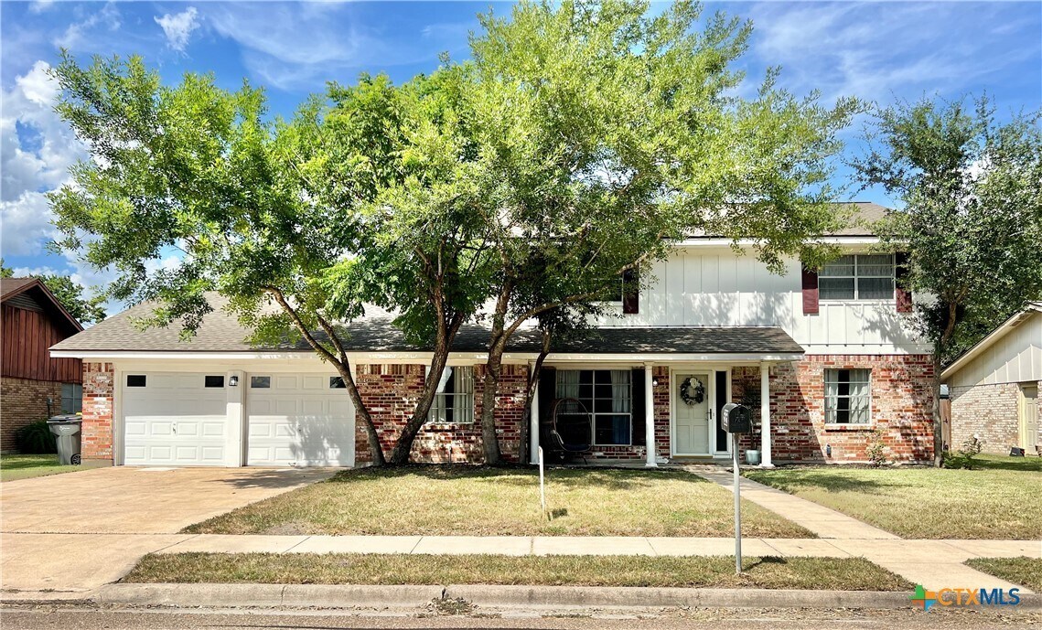 Foto principal - 505 Yorkshire Ln